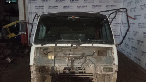 Кабина MITSUBISHI FUSO