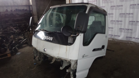 Кабина NISSAN ATLAS 1999г.в.