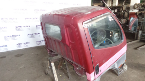 Кабина MITSUBISHI CANTER