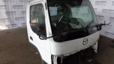 Кабина MAZDA TITAN