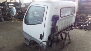 Кабина MITSUBISHI CANTER